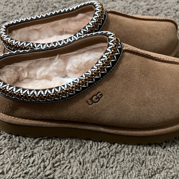 UGG Tasman Slippers Size 7 - Picture 2 of 6